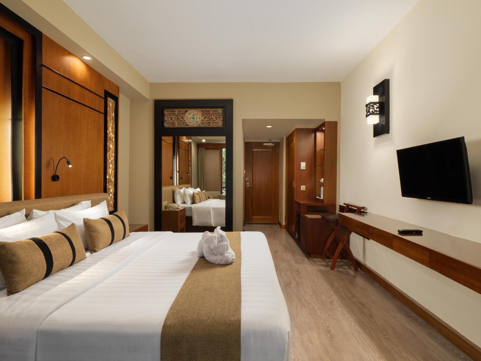 Nirwana Resort Hotel Lagoi Exterior photo